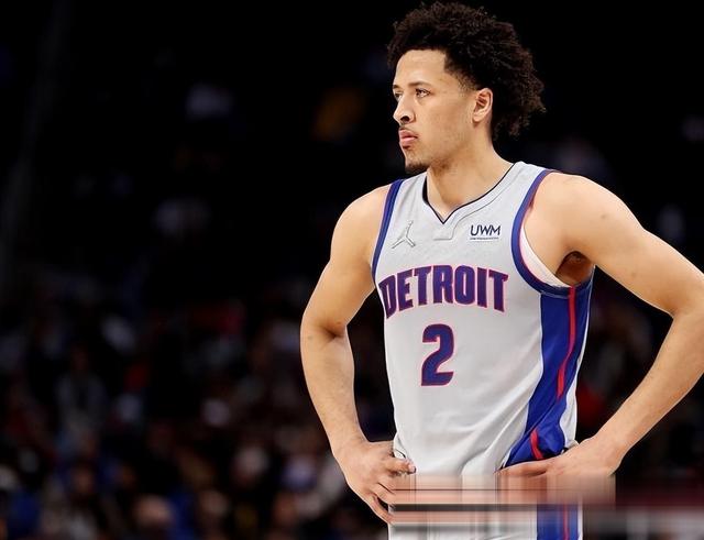 NBA球队经理谈判签约顶级自由球员 NBA球队经理谈判签约顶级自由球员