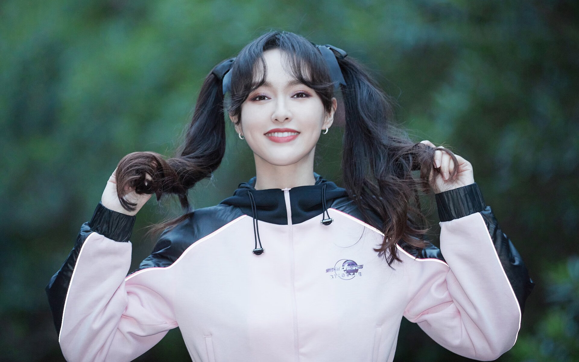 魔法如何割裂雷霆，当沉默利刃斩落喧嚣星辰